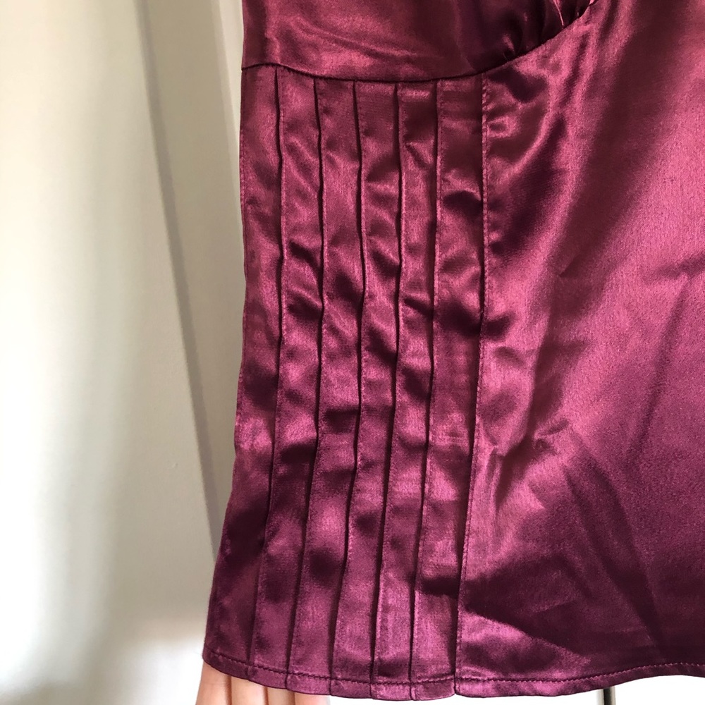 Purple lace satin tank - Picture 2 of 4